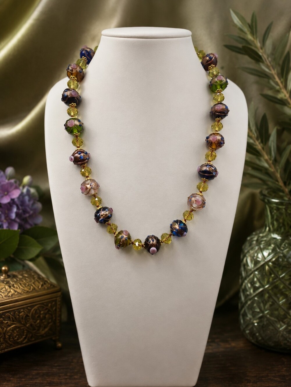 #1 Wedding Cake Glass Necklace 20in Multi Color Transparent Champagne Crystal